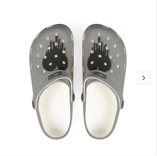 Cool Grey Drippy Hearts